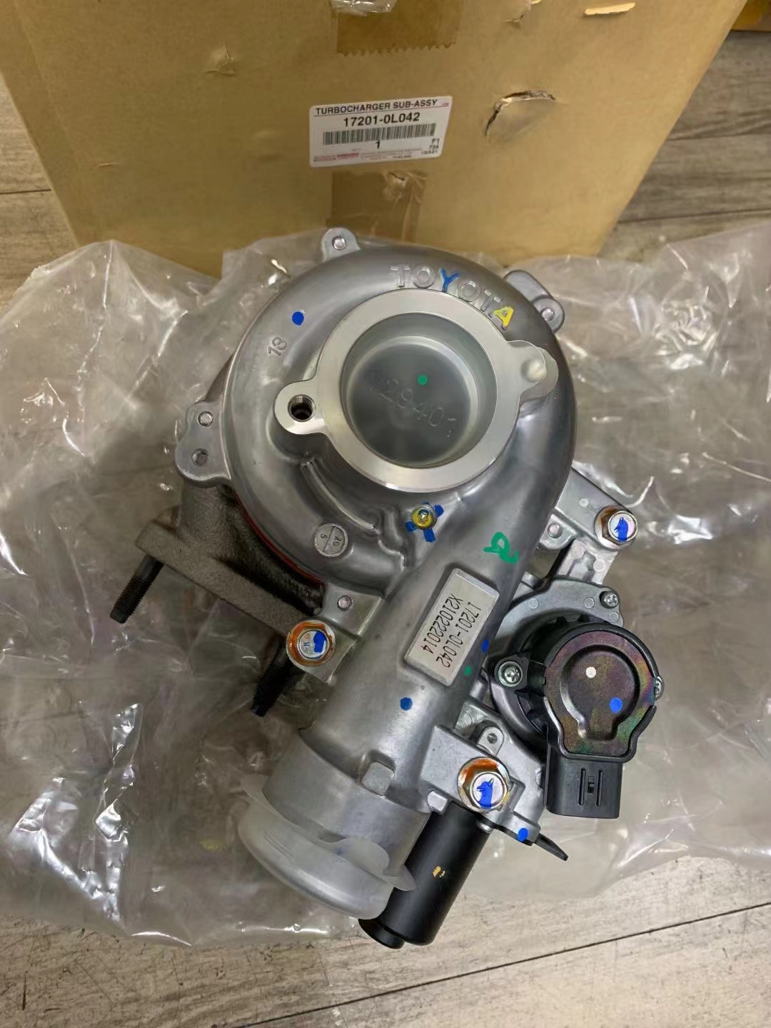 Genuine Turbocharger 17201-0L042 